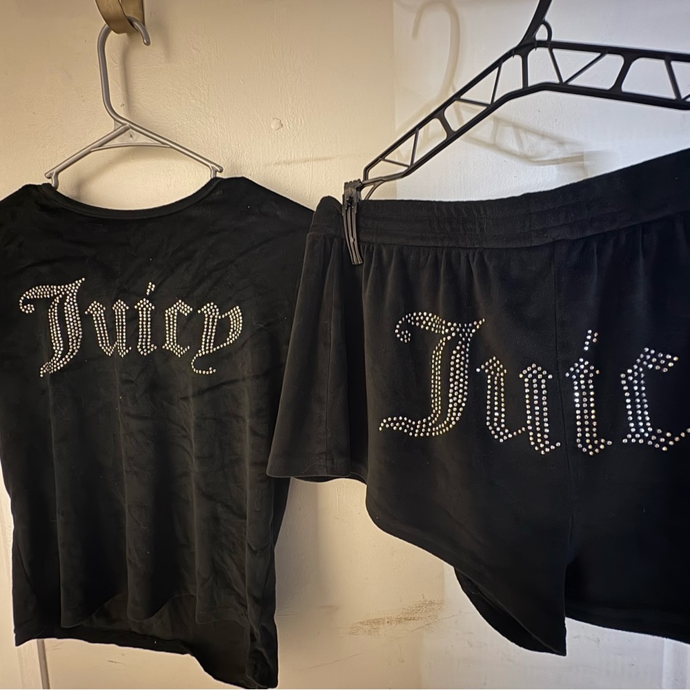 Juicy Couture Black Rhinestone Logo Set
